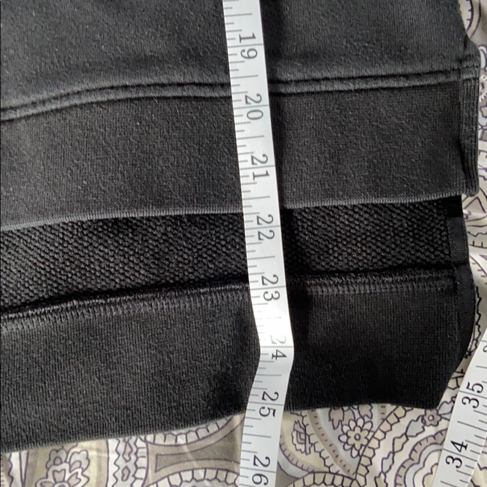 Sweatshirt - Picture 6 of 6